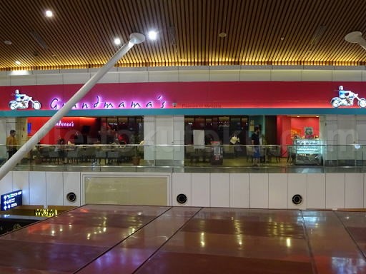 クアラルンプール空港 乗り継ぎ マレーシア料理レストラン