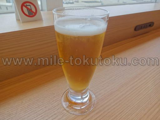 福岡空港 JALサクララウンジ グラスビール