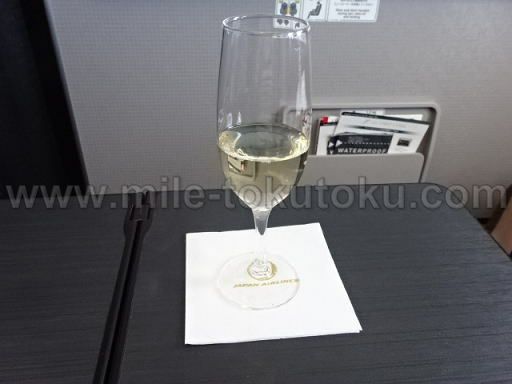 JAL国内線 新ファーストクラス シャンパン