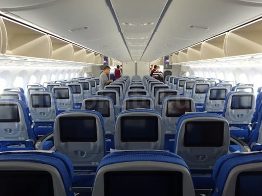 中国南方航空 エコノミークラス 後方から