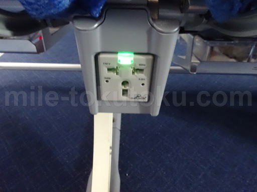 中国南方航空 エコノミークラス コンセント