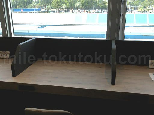 鹿児島空港 スカイラウンジ菜の花 ビジネスデスク