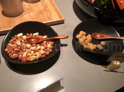 成田 第2 プライオリティパスラウンジKOCOO おつまみ