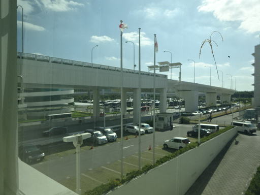 沖縄/那覇空港 JALサクララウンジ 外の景色