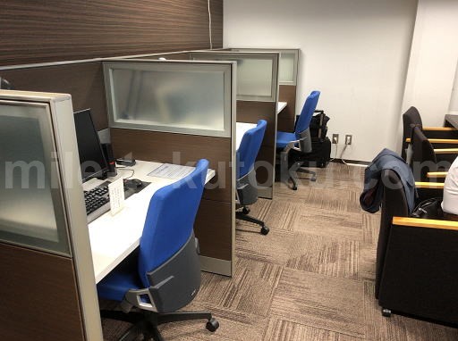 仙台空港 カードラウンジ ビジネスデスク席