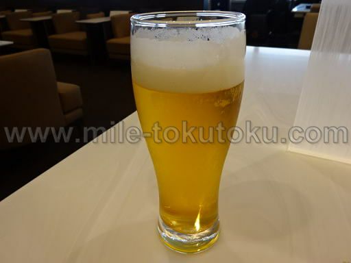 伊丹空港 ANAラウンジ グラスビール