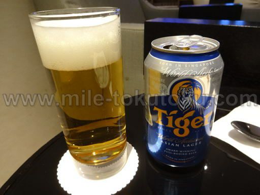 シンガポール空港 第1 dnataラウンジ タイガービール