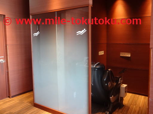 新千歳空港 スーパーラウンジ マッサージチェアは2台